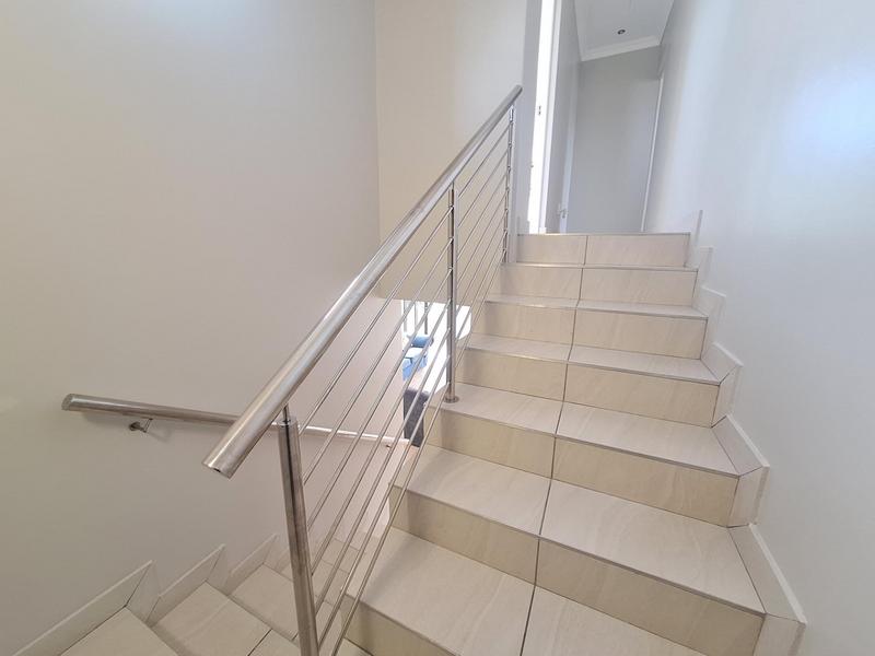 4 Bedroom Property for Sale in Hartenbos Landgoed Western Cape